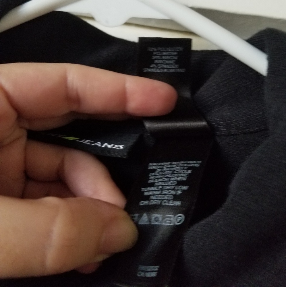 🧥HP🧥 NWOT DKNY Jeans Black Polo Neck Sweater - Picture 3 of 8